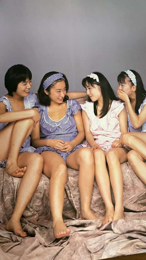 Four models in "M-Press Andor Photo Collection" - group portrait